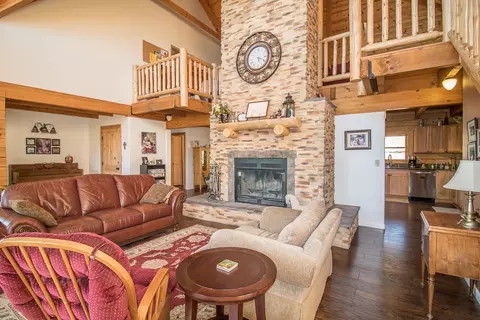 21837 Log Home Way, Tehachapi, CA 93561 photo 13