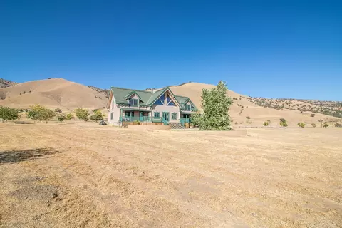 21837 Log Home Way, Tehachapi, CA 93561 photo 7