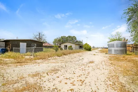 47906 E 30th St, Lancaster, CA 93535 photo 5
