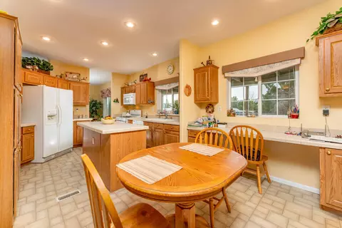28711 Mimi Ln, Lancaster, CA 93536 photo 11