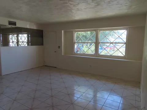 38720 E 2nd St, Palmdale, CA 93550 photo 2