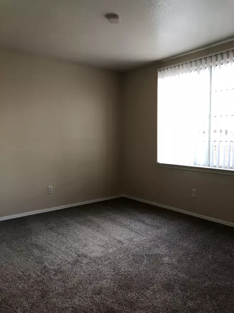 2044 E Oldfield St, Lancaster, CA 93535 photo 34