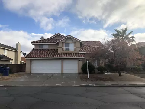 2044 E Oldfield St, Lancaster, CA 93535 photo 3