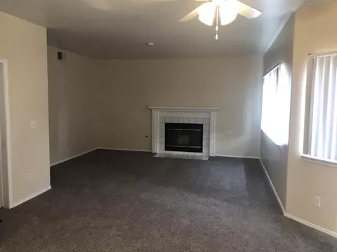 2044 E Oldfield St, Lancaster, CA 93535 photo 20