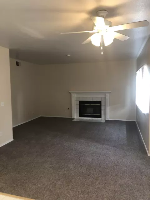 2044 E Oldfield St, Lancaster, CA 93535 photo 21