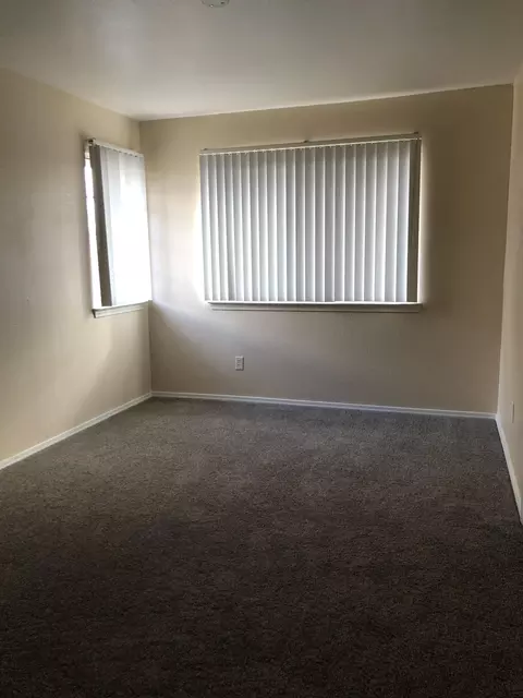 2044 E Oldfield St, Lancaster, CA 93535 photo 28