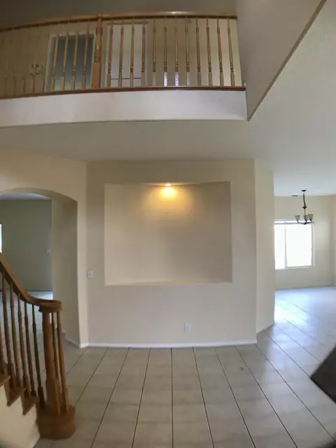 2769 Chaplin Dr, Lancaster, CA 93536 photo 3
