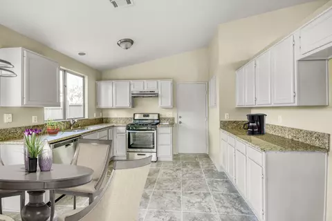 3004 Hildreth Ct, Lancaster, CA 93535 photo 6