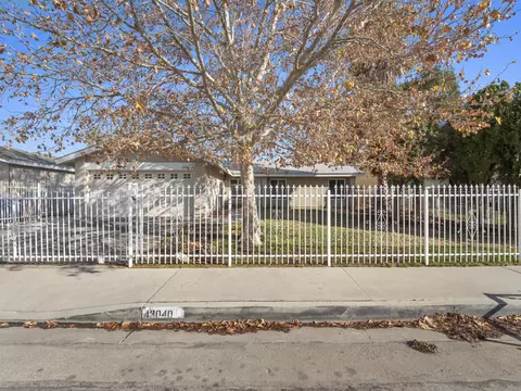43040 Guyman Ave, Lancaster, CA 93536 photo 1