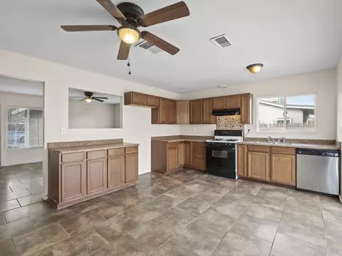 43040 Guyman Ave, Lancaster, CA 93536 photo 8