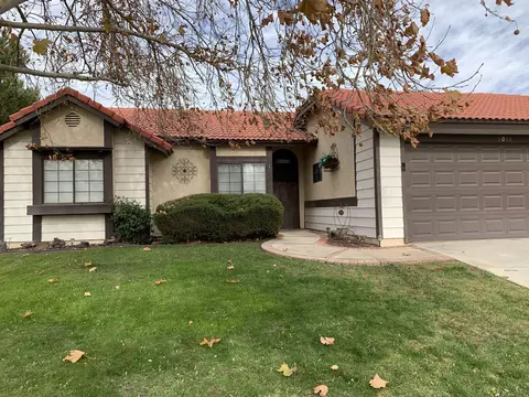 1011 James Ct, Lancaster, CA 93535 photo 1