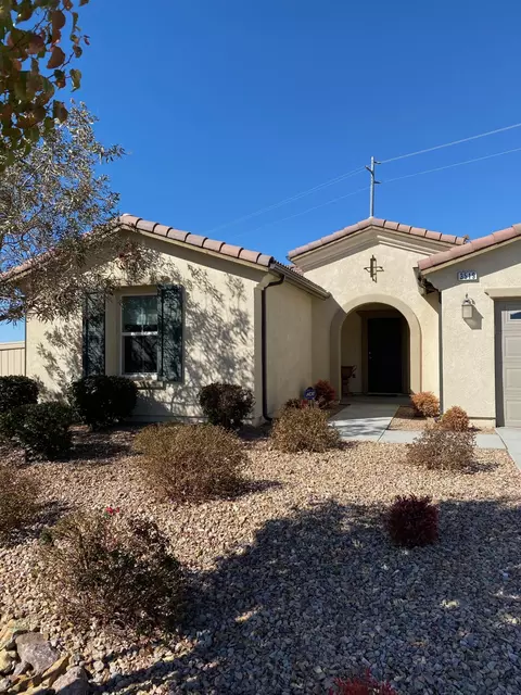 3519 Emerald Ln, Lancaster, CA 93535 photo 3