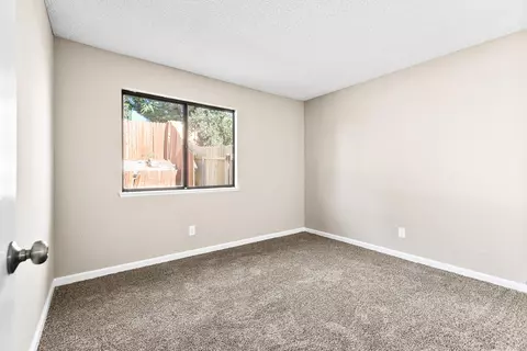 37622 E 12th St, Palmdale, CA 93550 photo 14