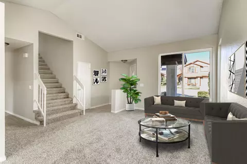 632 E Jenner St, Lancaster, CA 93535 photo 2