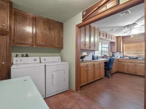 43724 Sentry Ln, Lancaster, CA 93536 photo 17