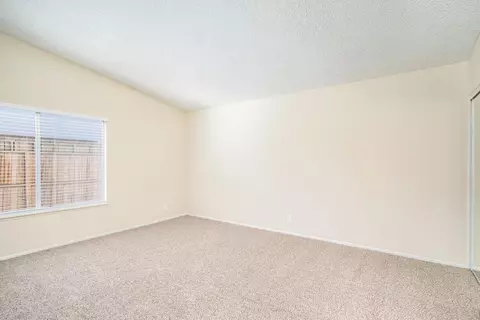 538 E Avenue J4, Lancaster, CA 93535 photo 9