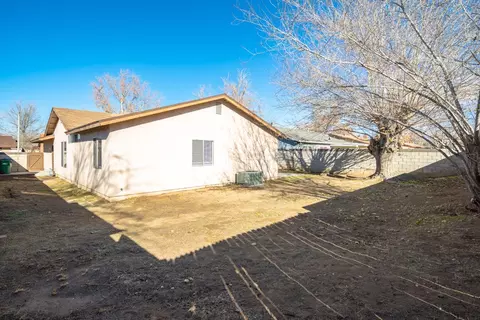 538 E Avenue J4, Lancaster, CA 93535 photo 17