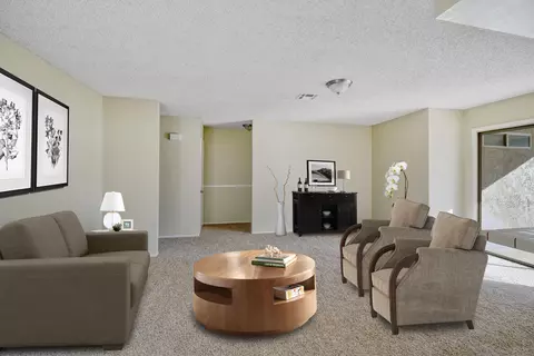 1026 E Avenue J10, Lancaster, CA 93535 photo 5
