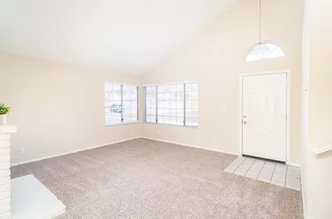 4802 Katrina Pl, Palmdale, CA 93552 photo 5