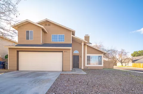 4802 Katrina Pl, Palmdale, CA 93552 photo 2