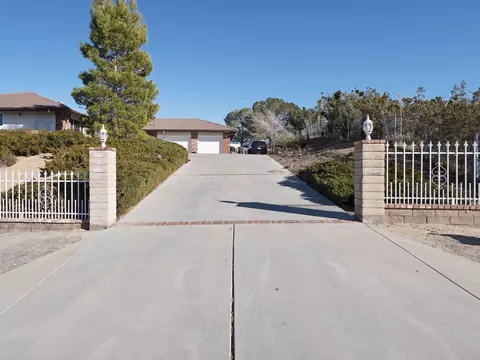 35918 E 42nd St, Palmdale, CA 93552 photo 3