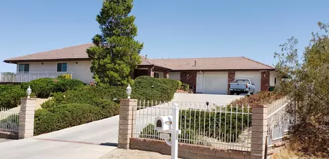35918 E 42nd St, Palmdale, CA 93552 photo 4