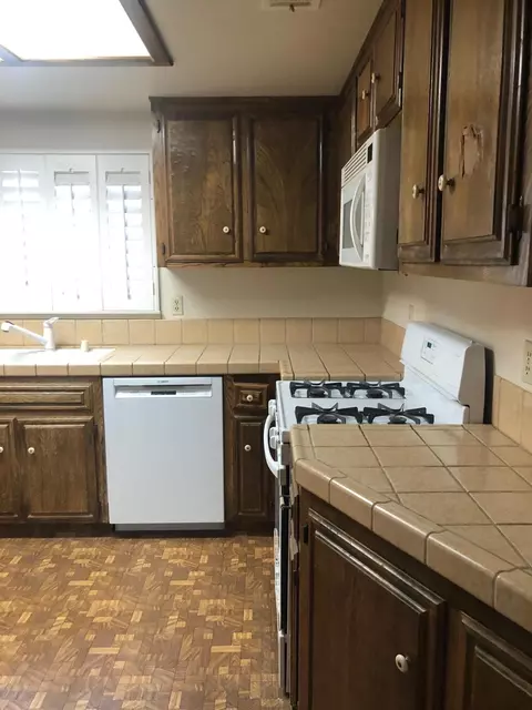 44240 Ruthron Ave, Lancaster, CA 93536 photo 5