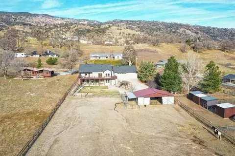 24201 Deertrail Dr, Tehachapi, CA 93561 photo 56