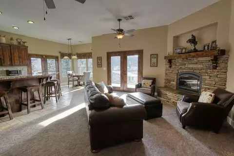 24201 Deertrail Dr, Tehachapi, CA 93561 photo 5