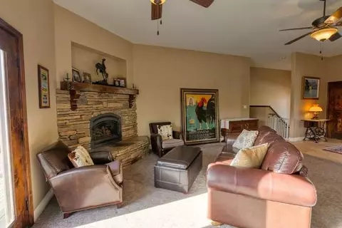 24201 Deertrail Dr, Tehachapi, CA 93561 photo 6
