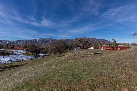 22731 Fran Dr, Tehachapi, CA 93561 photo 26