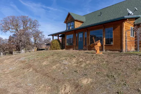 22731 Fran Dr, Tehachapi, CA 93561 photo 27
