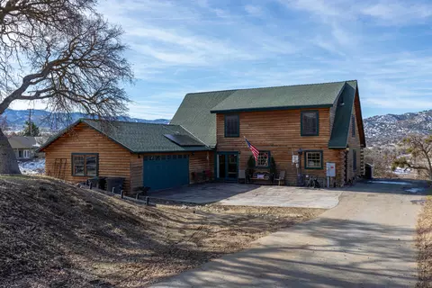 22731 Fran Dr, Tehachapi, CA 93561 photo 2