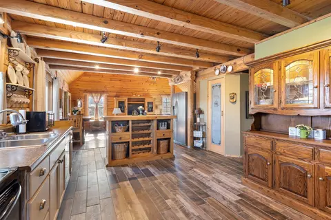 22731 Fran Dr, Tehachapi, CA 93561 photo 7