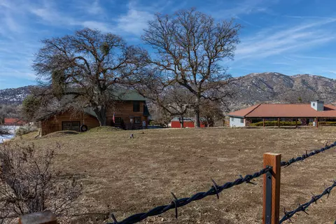 22731 Fran Dr, Tehachapi, CA 93561 photo 22