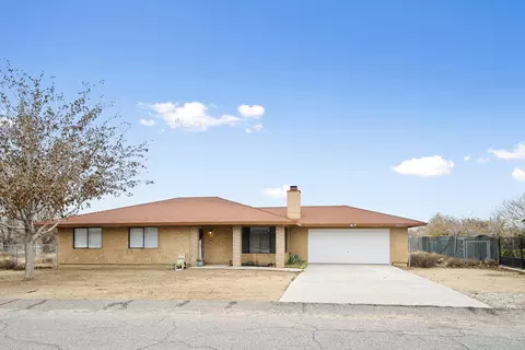 40612 E 173rd St, Lancaster, CA 93535 photo 2