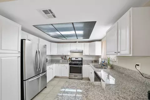 40612 E 173rd St, Lancaster, CA 93535 photo 9
