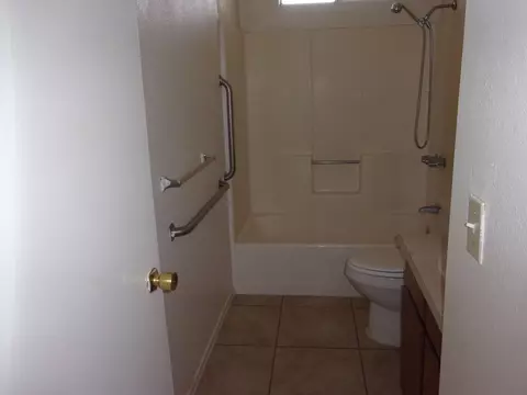 3413 Gregory Dr, Mojave, CA 93501 photo 11