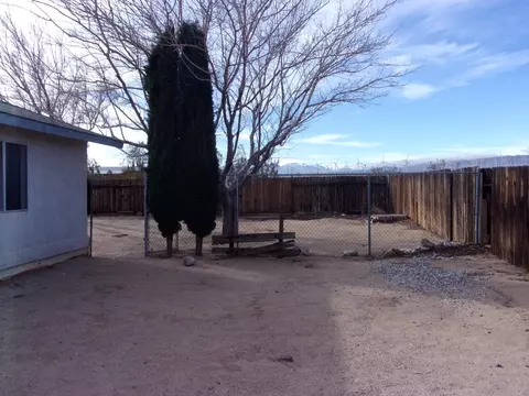 3413 Gregory Dr, Mojave, CA 93501 photo 13