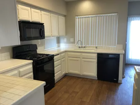 2033 Oldfield St, Lancaster, CA 93535 photo 27