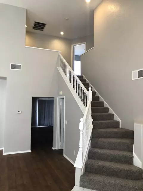 2033 Oldfield St, Lancaster, CA 93535 photo 15