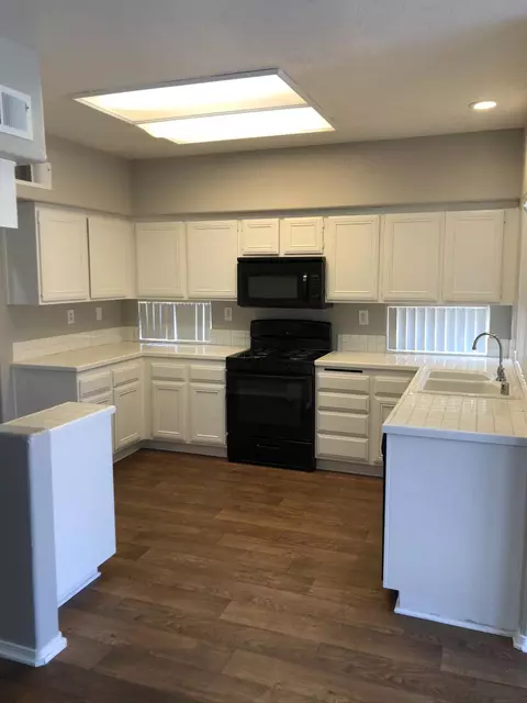 2033 Oldfield St, Lancaster, CA 93535 photo 26