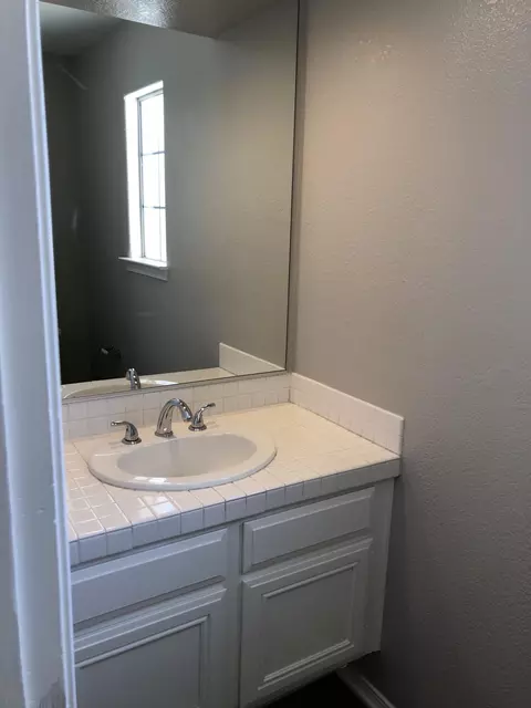 2033 Oldfield St, Lancaster, CA 93535 photo 17