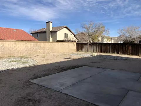 2033 Oldfield St, Lancaster, CA 93535 photo 68