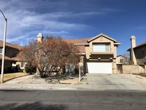 2033 Oldfield St, Lancaster, CA 93535 photo 1