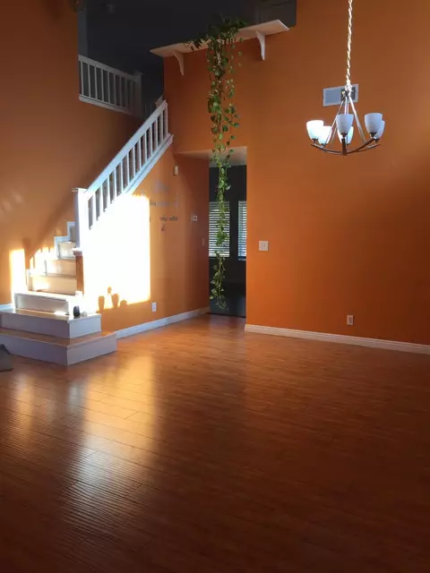 36736 Oak Hill St, Palmdale, CA 93552 photo 3
