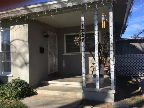 1227 W Ivyton St, Lancaster, CA 93534 photo 2