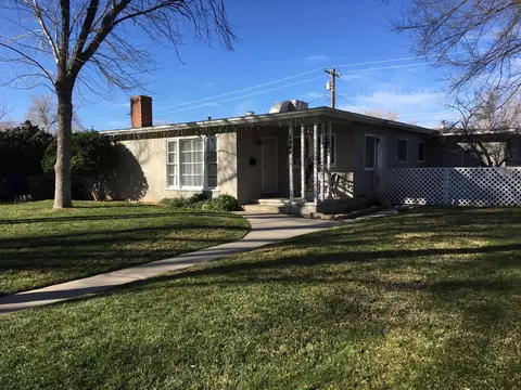 1227 W Ivyton St, Lancaster, CA 93534 photo 1