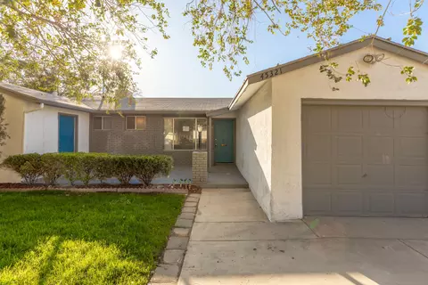 45321 Kingtree Ave, Lancaster, CA 93534 photo 4