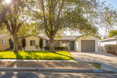 45321 Kingtree Ave, Lancaster, CA 93534 photo 1
